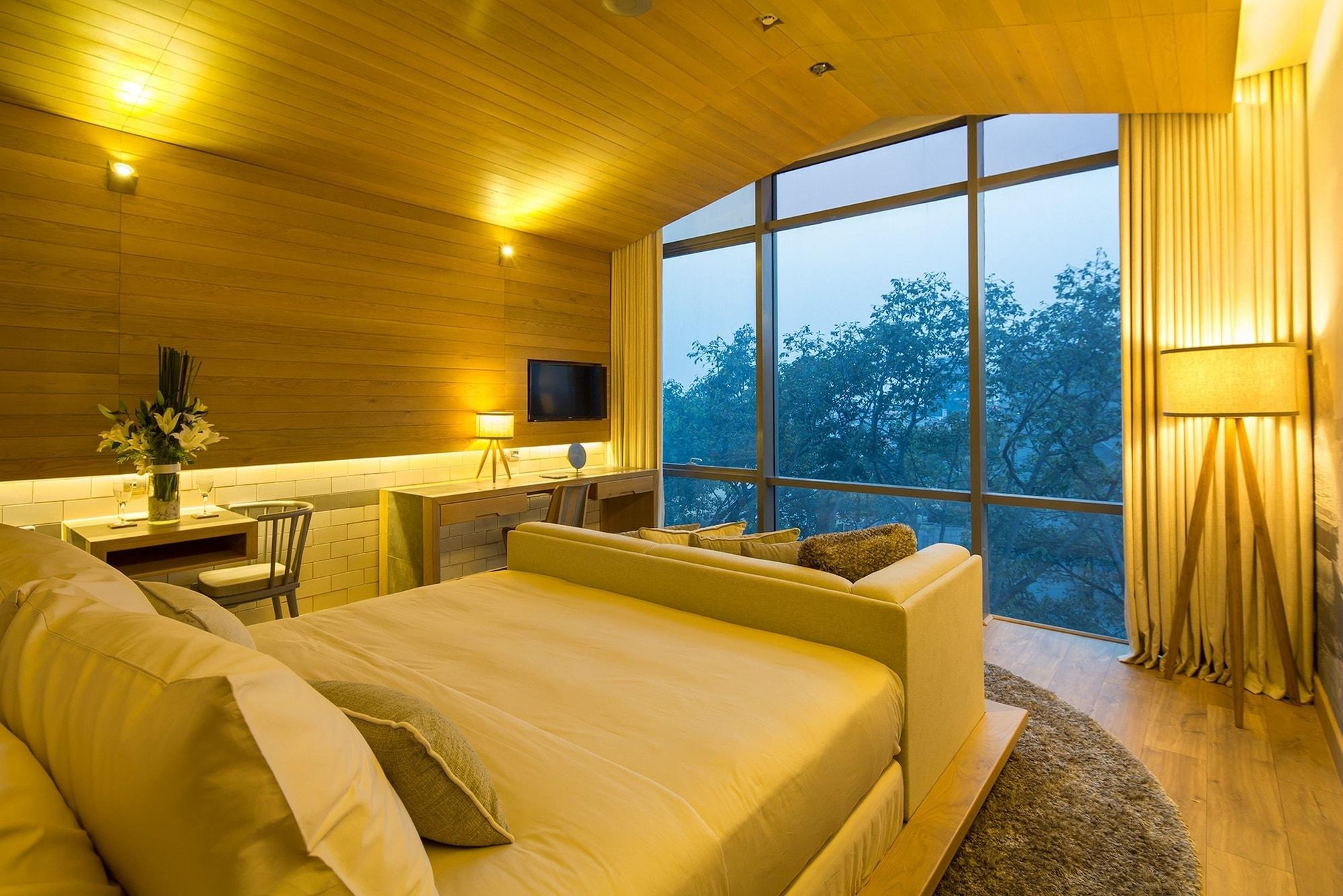 Отель Fusion Saigon 4*